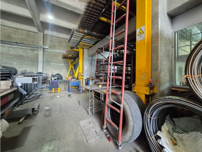 Bodega en venta en Actividad Multiple, Copacabana, 850 m² · foto 5 de 21