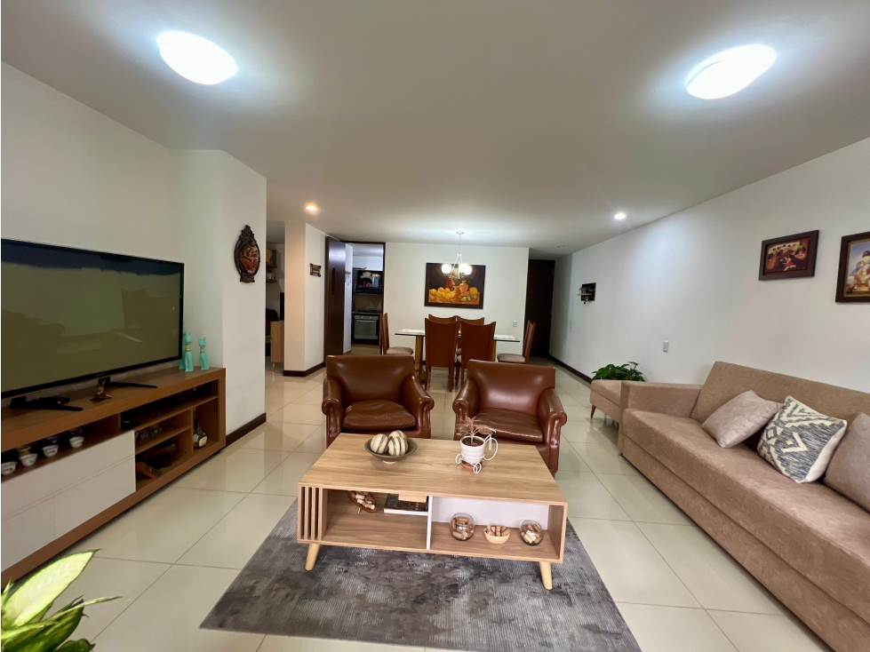 Apartamento en venta en Cumbres, Envigado · foto 3 de 14