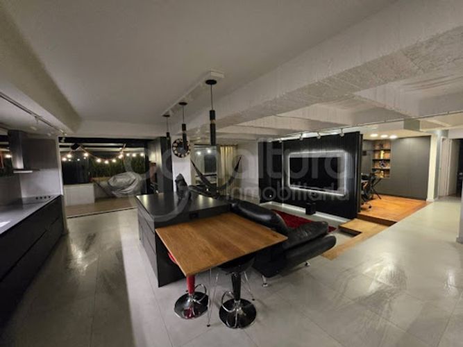 Apartamento de 3 alcobas en arriendo en San Lucas, Medellín, 160 m² · foto 3 de 11