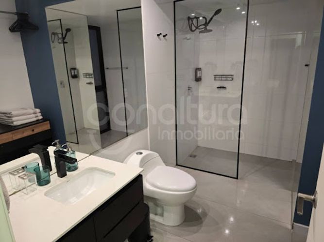 Apartamento de 3 alcobas en arriendo en San Lucas, Medellín, 160 m² · foto 9 de 11