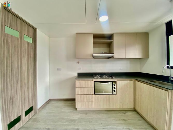 Apartamento de 2 alcobas en arriendo en Asomadera No.2, Medellín, 58 m² · foto 8 de 18