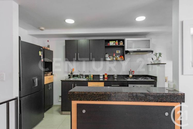 Apartamento de 3 alcobas en venta en Tierra Grata, Envigado, 104 m² · foto 2 de 15