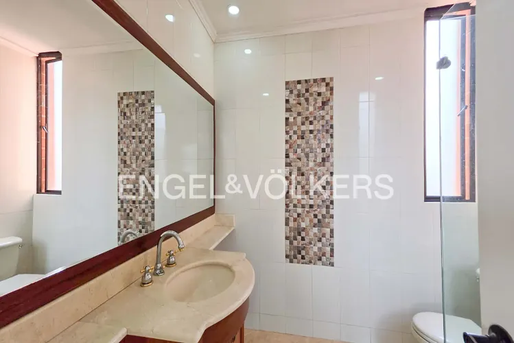 Apartamento de 4 alcobas en venta en El Tesoro, Medellín, 312 m² · foto 11 de 22