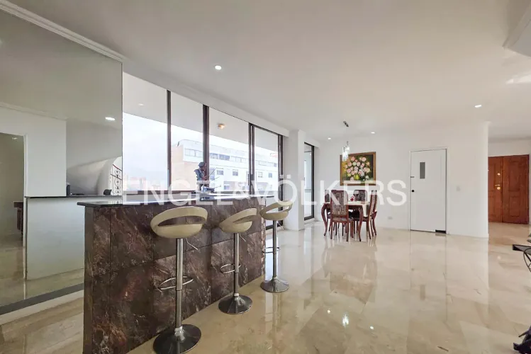 Apartamento de 4 alcobas en venta en El Tesoro, Medellín, 312 m² · foto 6 de 22