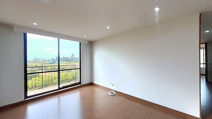 Apartamento de 3 alcobas en venta en Conjunto Residencial Pamplona, Madrid, 55 m² · foto 9 de 24