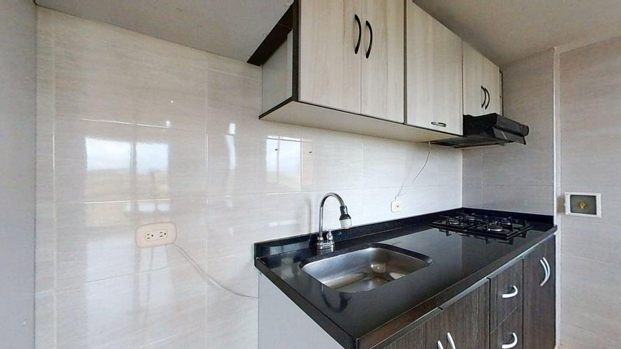 Apartamento de 3 alcobas en venta en Conjunto Residencial Pamplona, Madrid, 55 m² · foto 5 de 24