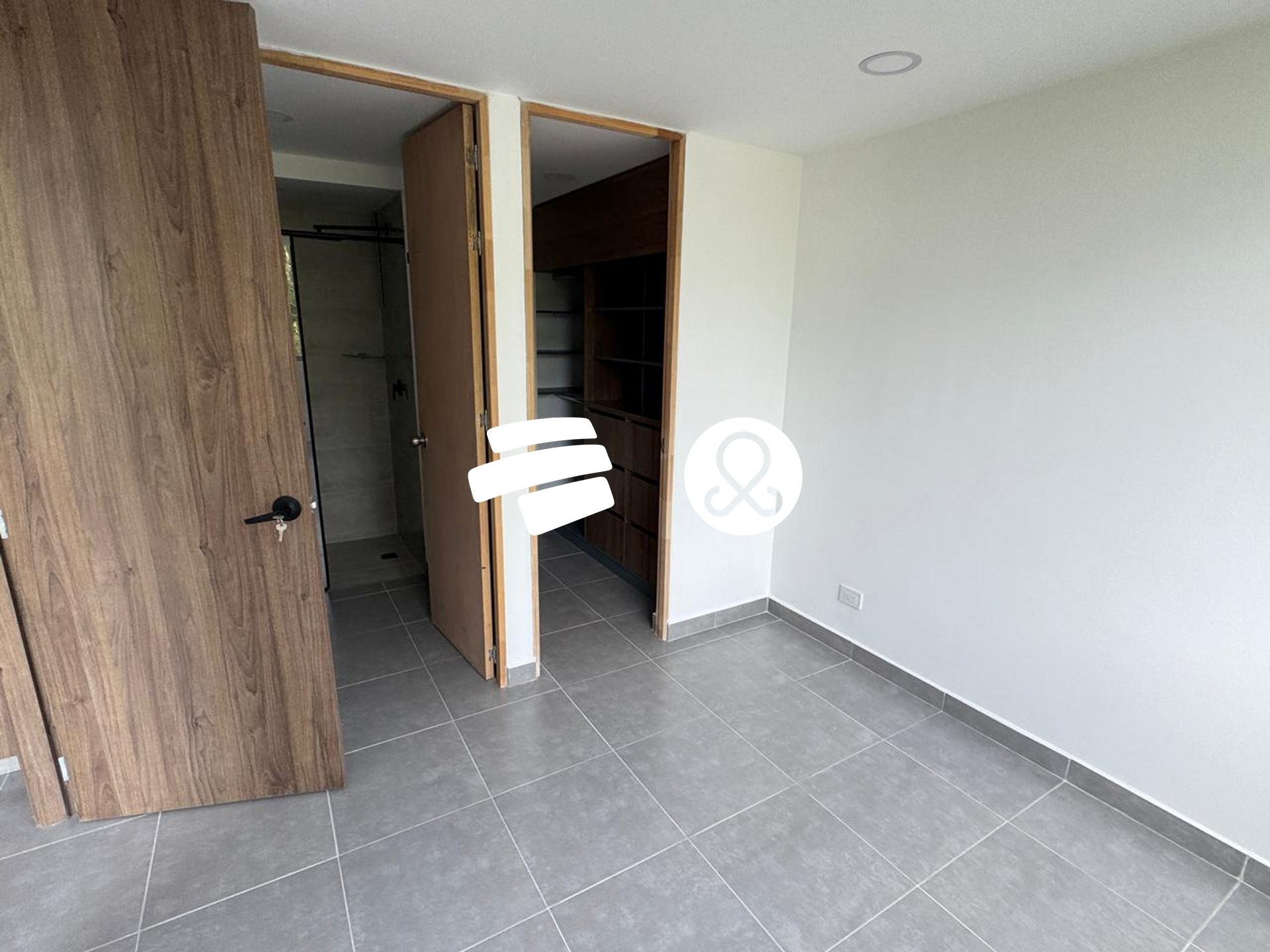 Apartamento en venta en La Macarena, Marinilla · foto 5 de 11