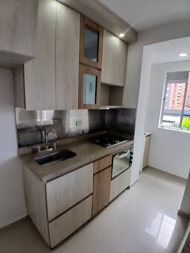 Apartamento en arriendo en San German, Medellín · foto 2 de 24