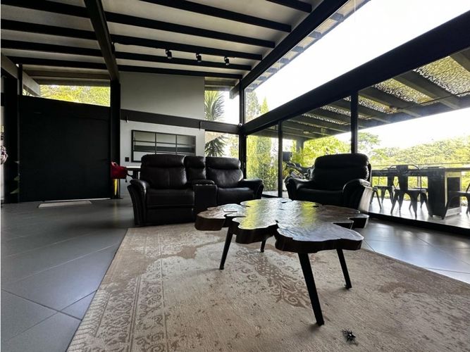 Casa de 3 alcobas en venta en Yarumalito, La Estrella, 300 m² · foto 20 de 24