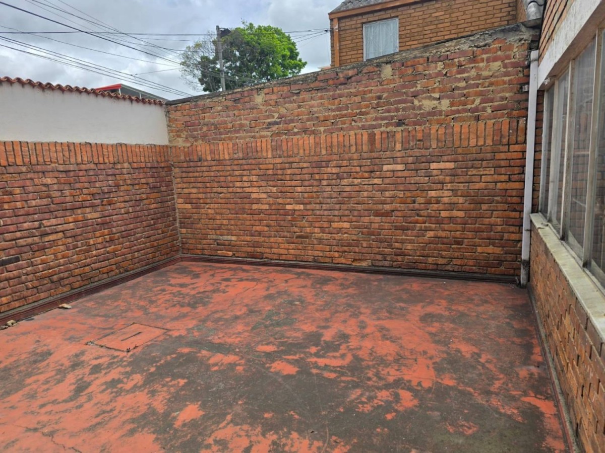 Casa en venta en Lago Timiza, Bogotá · foto 9 de 24