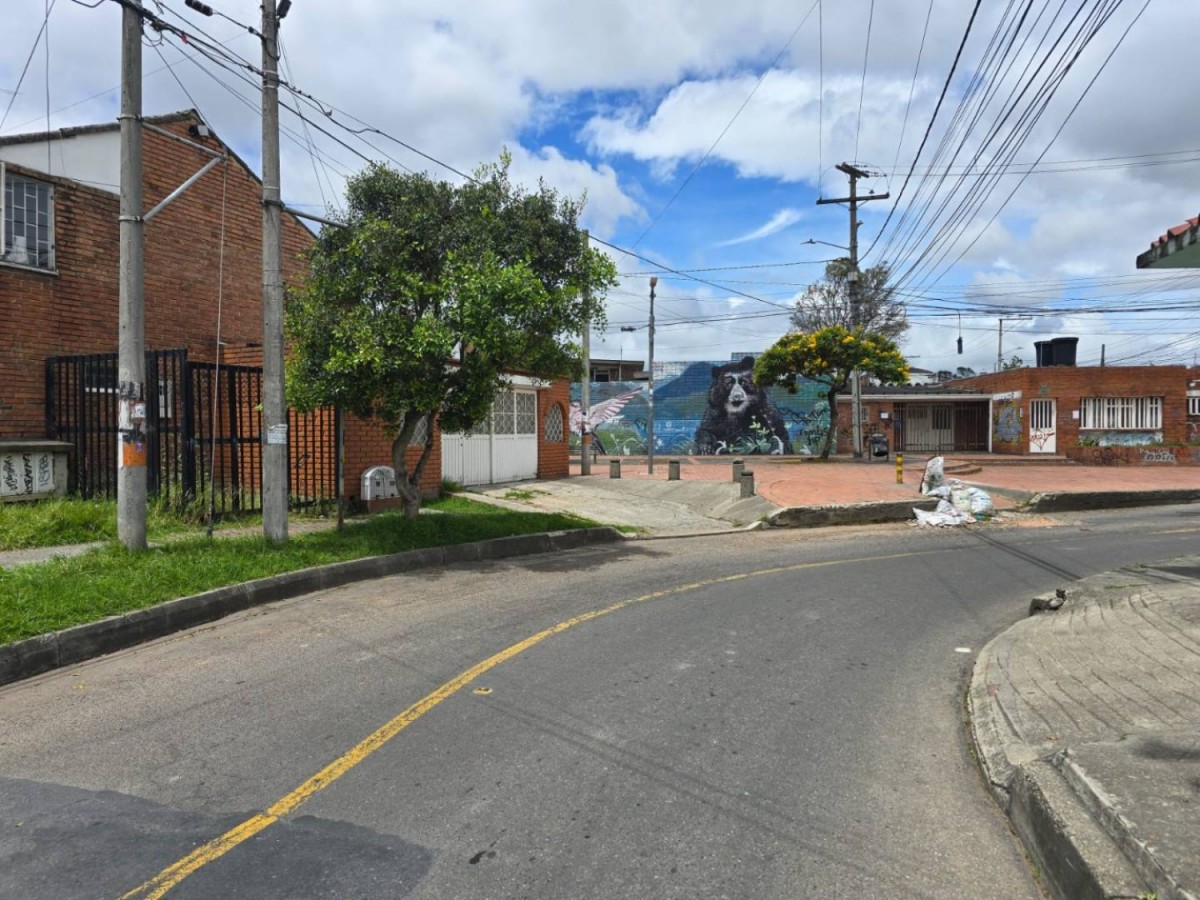 Casa en venta en Lago Timiza, Bogotá · foto 20 de 24