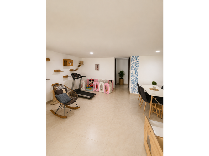 Apartamento de 2 alcobas en venta en Cabecera Del Llano, Bucaramanga, 75 m² · foto 4 de 19