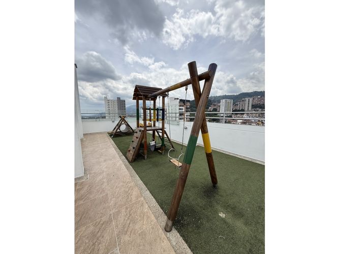 Apartamento de 2 alcobas en venta en Cabecera Del Llano, Bucaramanga, 75 m² · foto 16 de 19