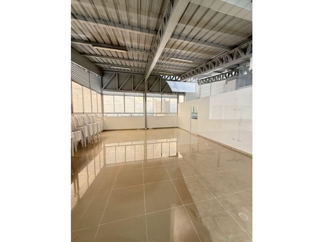 Apartamento de 2 alcobas en venta en Cabecera Del Llano, Bucaramanga, 75 m² · foto 18 de 19