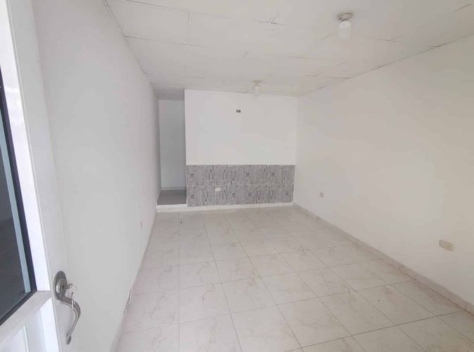Oficina en arriendo en El Bosque, Cartagena, 24 m² · foto 5 de 13