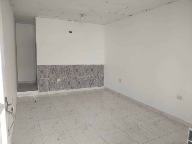 Oficina en arriendo en El Bosque, Cartagena, 24 m² · foto 6 de 13