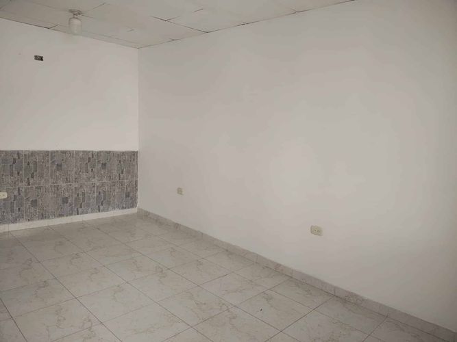 Oficina en arriendo en El Bosque, Cartagena, 24 m² · foto 7 de 13
