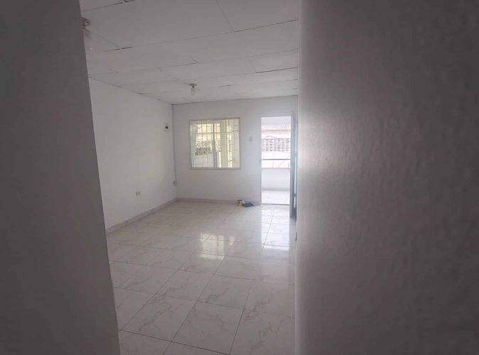 Oficina en arriendo en El Bosque, Cartagena, 24 m² · foto 8 de 13