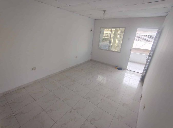 Oficina en arriendo en El Bosque, Cartagena, 24 m² · foto 9 de 13