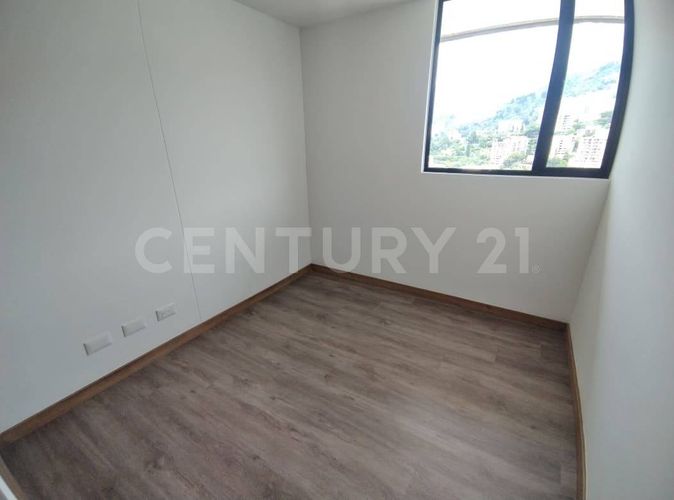 Apartamento de 3 alcobas en venta en Las Casitas, Envigado, 86 m² · foto 15 de 23