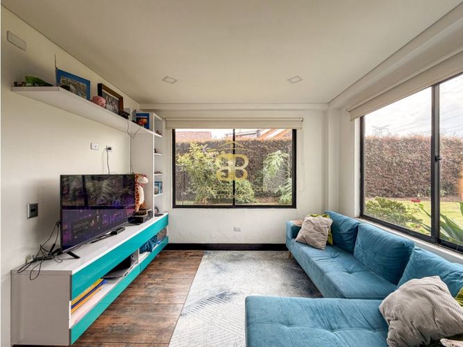 Casa de 4 alcobas en venta en Parcelas, Cota, 240 m² · foto 5 de 24