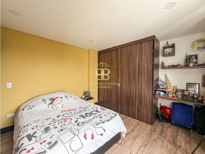 Casa de 4 alcobas en venta en Parcelas, Cota, 240 m² · foto 10 de 24