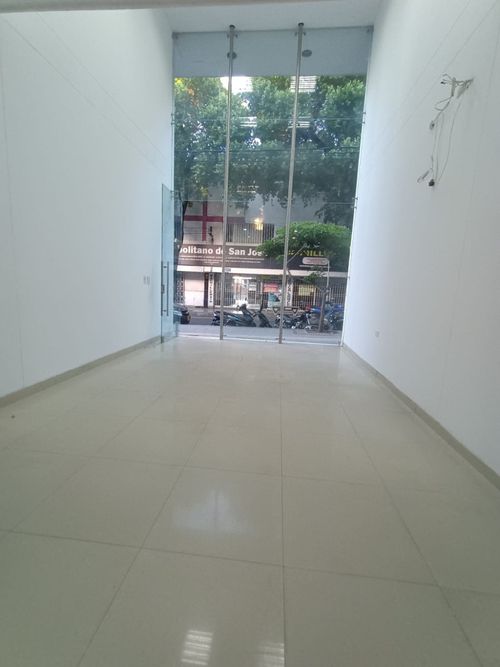 Local en arriendo en La Playa, Cúcuta, 40 m² · foto 2 de 8