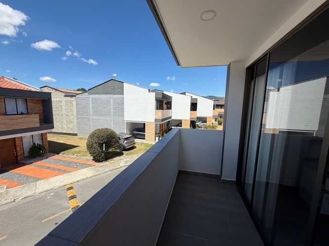 Casa de 4 alcobas en venta en La Ceja, 190 m² · foto 10 de 12