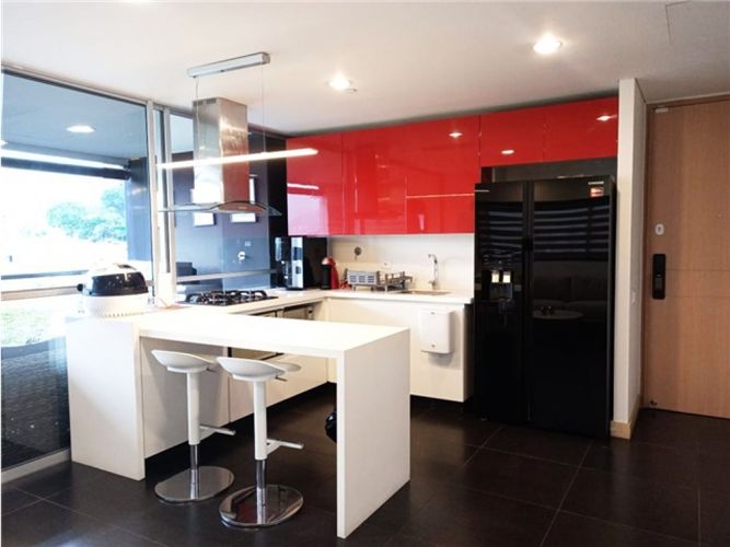 Apartamento de 2 alcobas en arriendo en Los Balsos, Medellín, 90 m² · foto 2 de 17