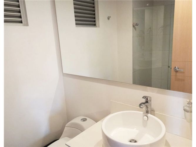 Apartamento de 2 alcobas en arriendo en Los Balsos, Medellín, 90 m² · foto 15 de 17
