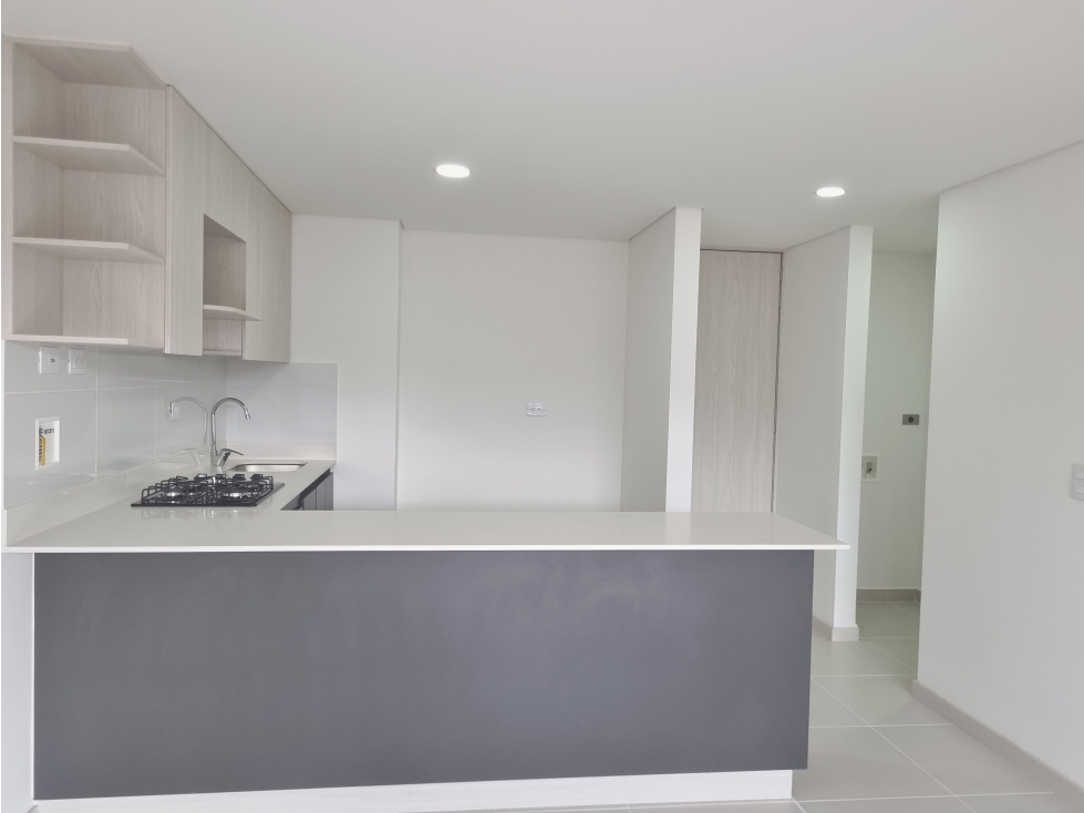 Apartamento en venta en Suramérica, Itagüí · foto 3 de 22