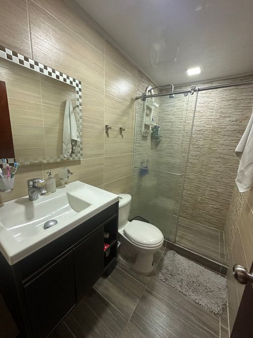 Casa de 5 alcobas en venta en Los Cedros, Bucaramanga, 230 m² · foto 13 de 19
