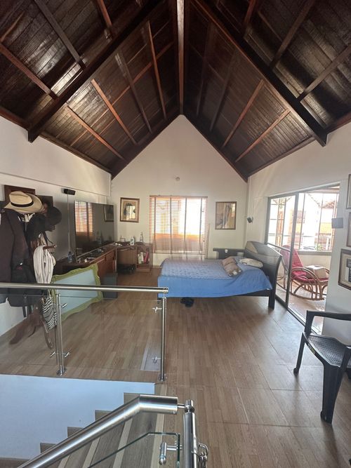 Casa de 5 alcobas en venta en Los Cedros, Bucaramanga, 230 m² · foto 15 de 19