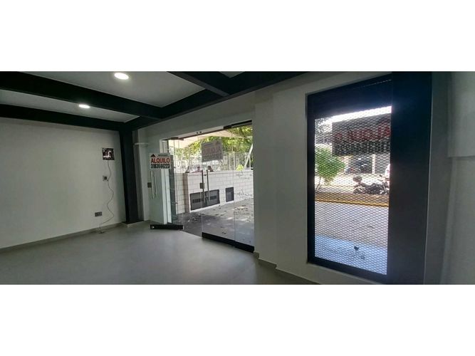Local en arriendo en San Vicente, Cali, 44 m² · foto 2 de 14