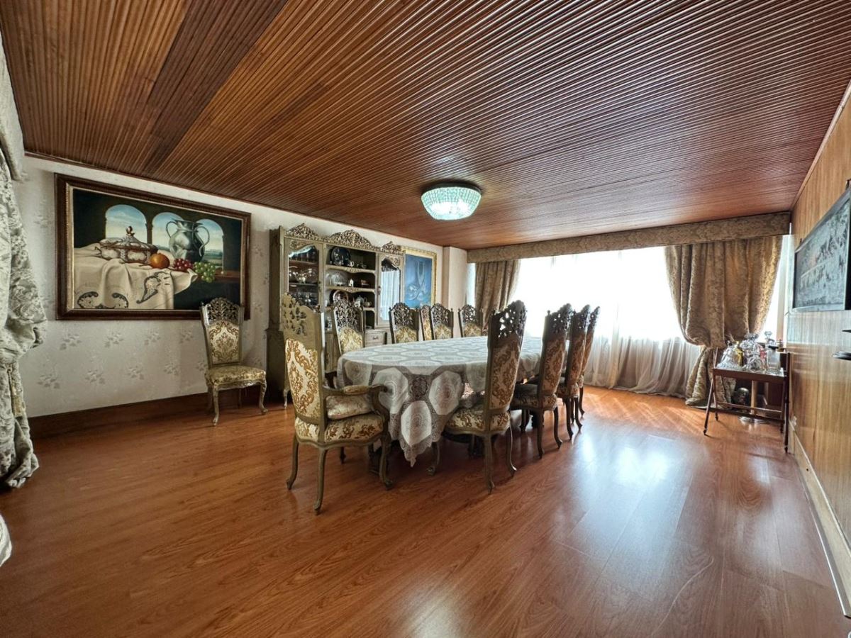 Apartamento en venta en Chico Norte, Bogotá · foto 3 de 24