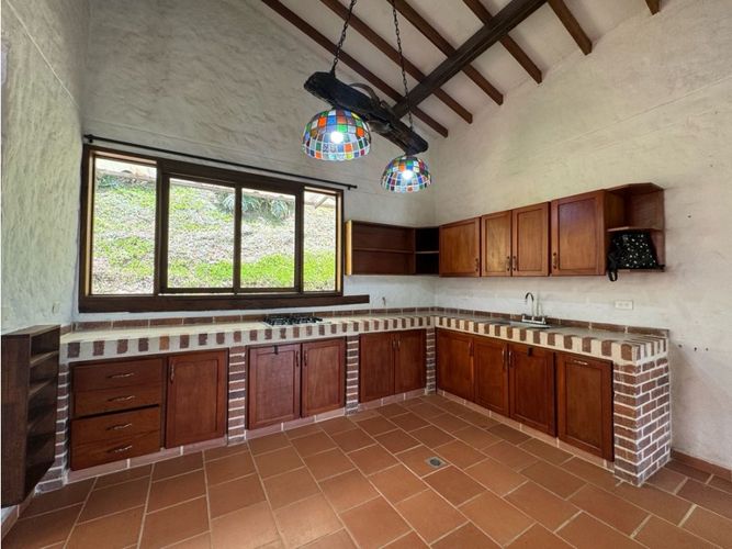 Casa de 4 alcobas en venta en San Isidro, La Estrella, 377 m² · foto 7 de 15