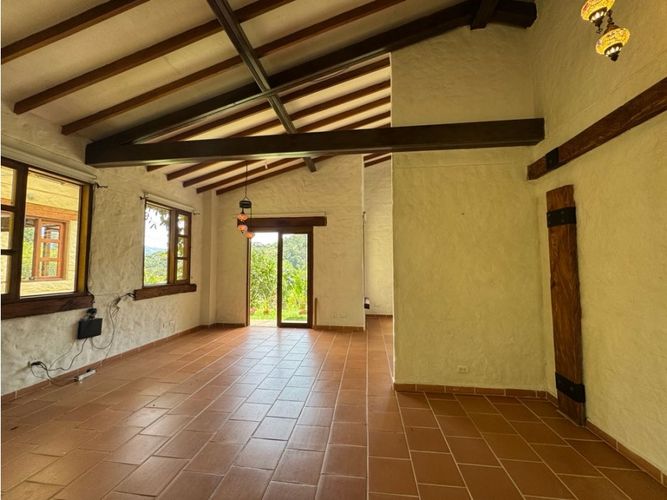 Casa de 4 alcobas en venta en San Isidro, La Estrella, 377 m² · foto 9 de 15