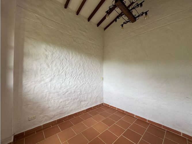 Casa de 4 alcobas en venta en San Isidro, La Estrella, 377 m² · foto 12 de 15