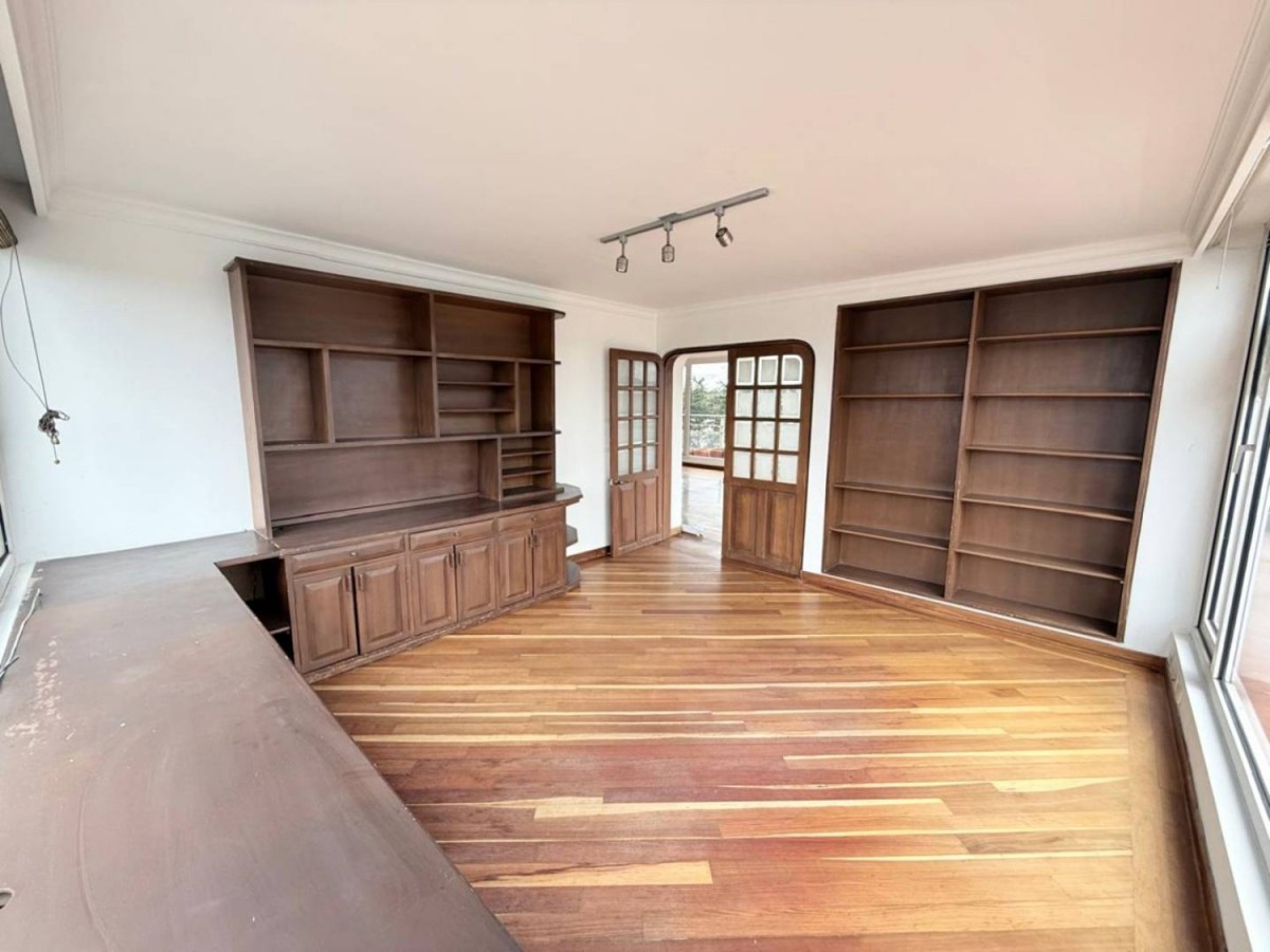 Apartamento en venta en Pontevedra, Bogotá · foto 8 de 24