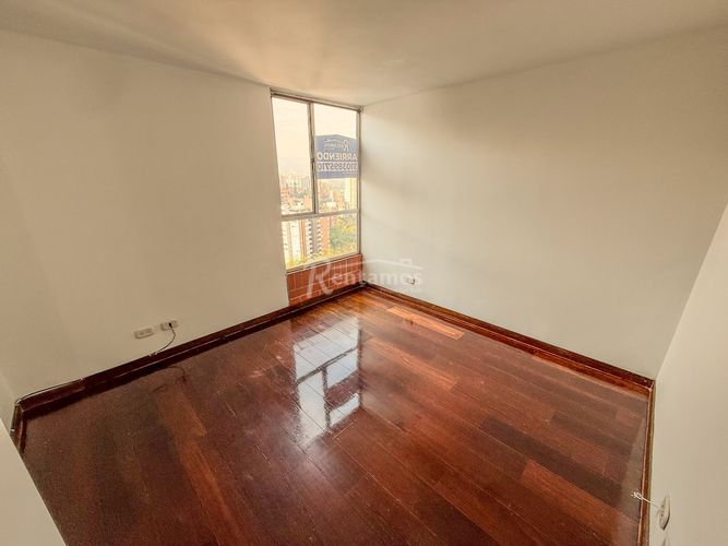 Apartamento de 3 alcobas en arriendo en Loma Del Indio, Medellín, 76 m² · foto 13 de 22