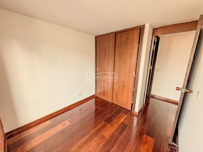 Apartamento de 3 alcobas en arriendo en Loma Del Indio, Medellín, 76 m² · foto 17 de 22