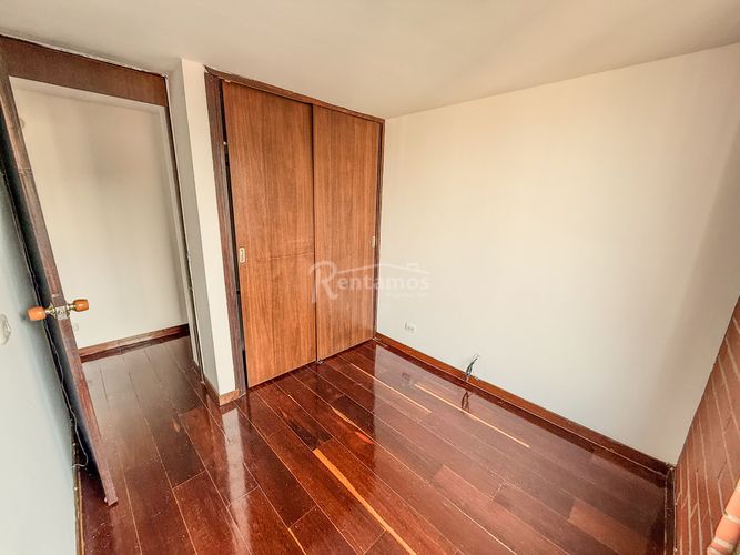 Apartamento de 3 alcobas en arriendo en Loma Del Indio, Medellín, 76 m² · foto 18 de 22
