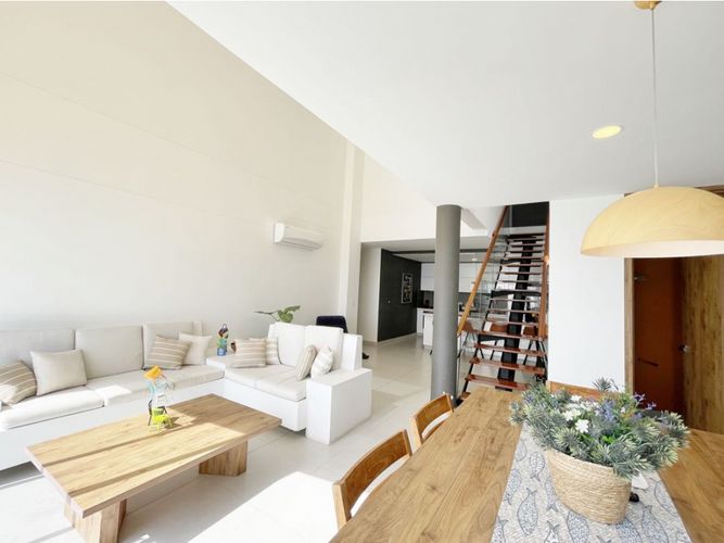 Apartamento de 3 alcobas en venta en Crespo, Cartagena, 198 m² · foto 2 de 24