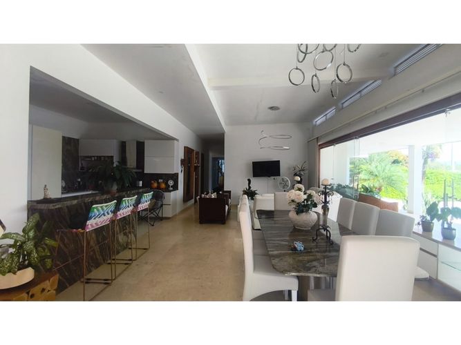 Casa de 13 alcobas en venta en Cerritos, Pereira, 1150 m² · foto 2 de 24