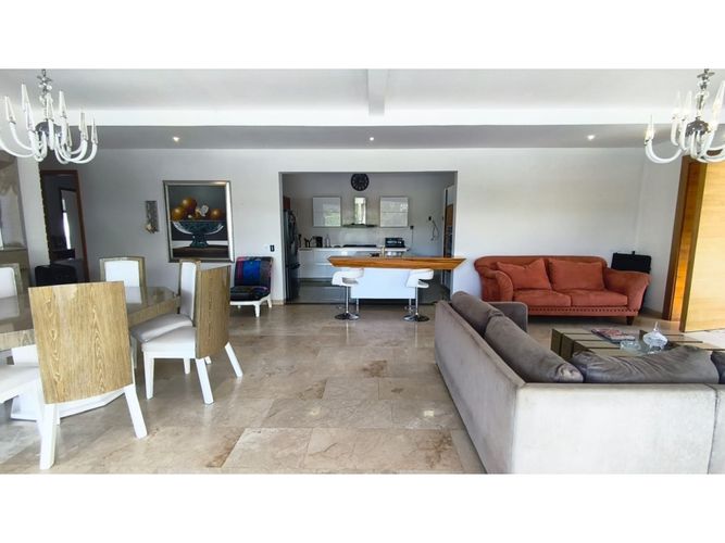 Casa de 13 alcobas en venta en Cerritos, Pereira, 1150 m² · foto 6 de 24
