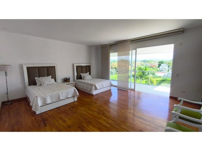 Casa de 13 alcobas en venta en Cerritos, Pereira, 1150 m² · foto 21 de 24