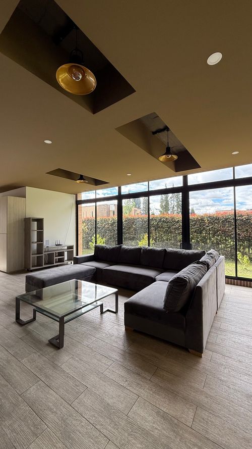 Casa de 4 alcobas en arriendo en Aposentos, Sopó, 248 m² · foto 10 de 19
