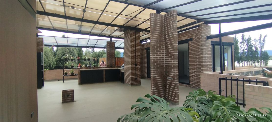 Casa de 4 alcobas en arriendo en Aposentos, Sopó, 248 m² · foto 19 de 19