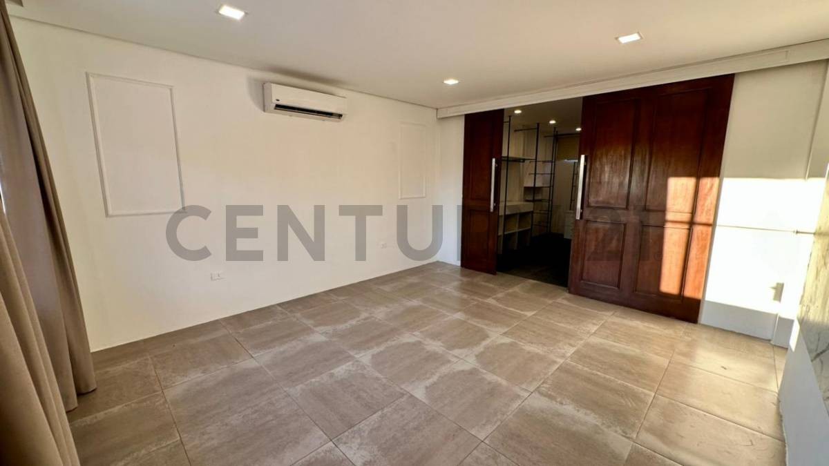 Venta de Casa en Condominio en Lambaré, Central - foto 3