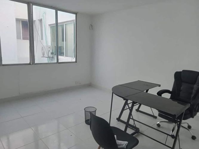 Oficina en arriendo en El Centro, Cartagena, 33 m² · foto 2 de 13